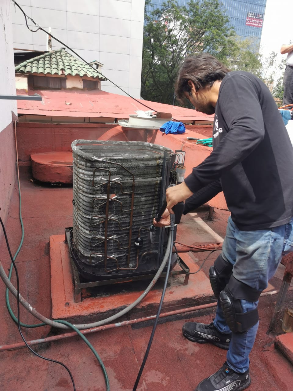 05d06473-7265-4a4a-81d5-bfa32daca34f